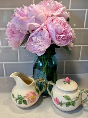 Franciscan Desert Rose Covered Sugar & Creamer Made in USA California
